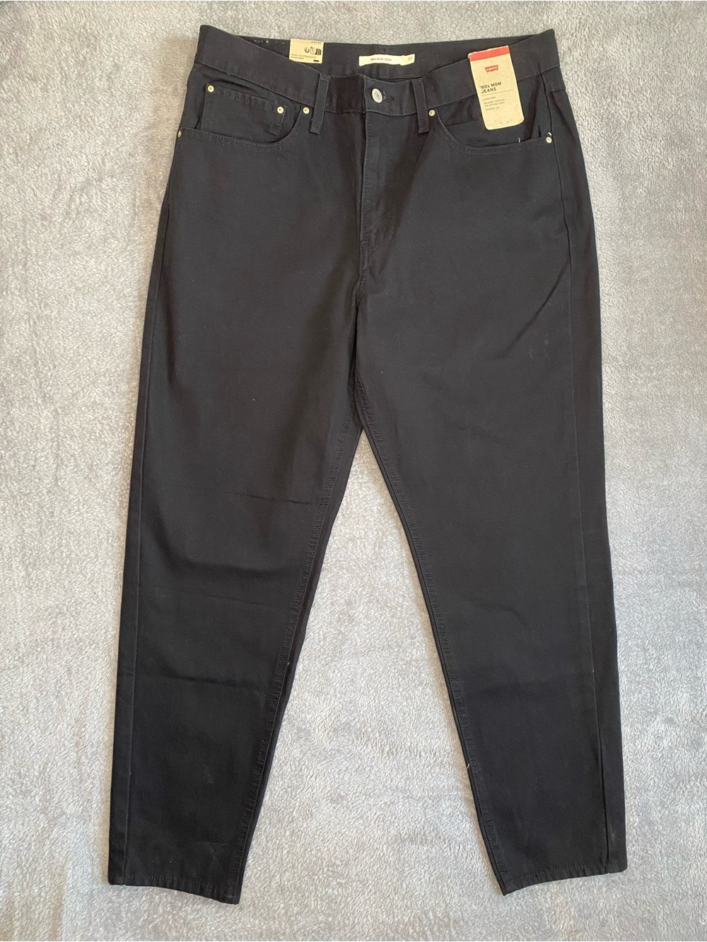 NEW Levi's 80's Mom Black Cotton Jeans 33x30 High Rise Tapered Fit Minimalistic